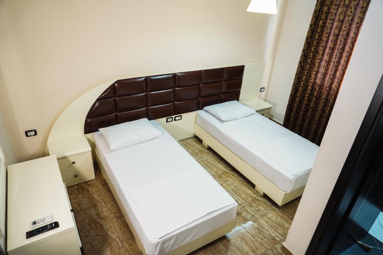 Hotel Magic Гирокастра Экстерьер фото