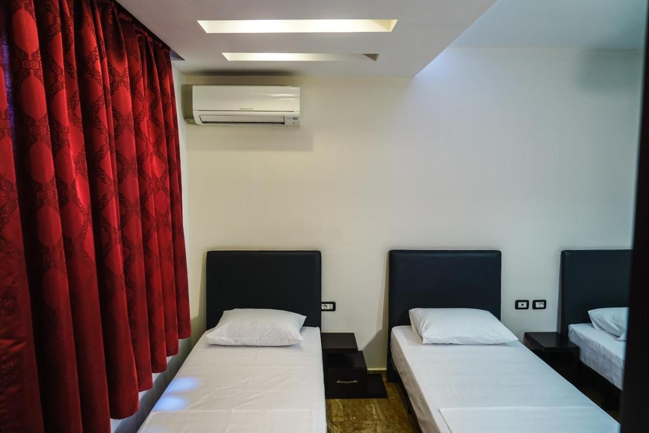 Hotel Magic Гирокастра Экстерьер фото
